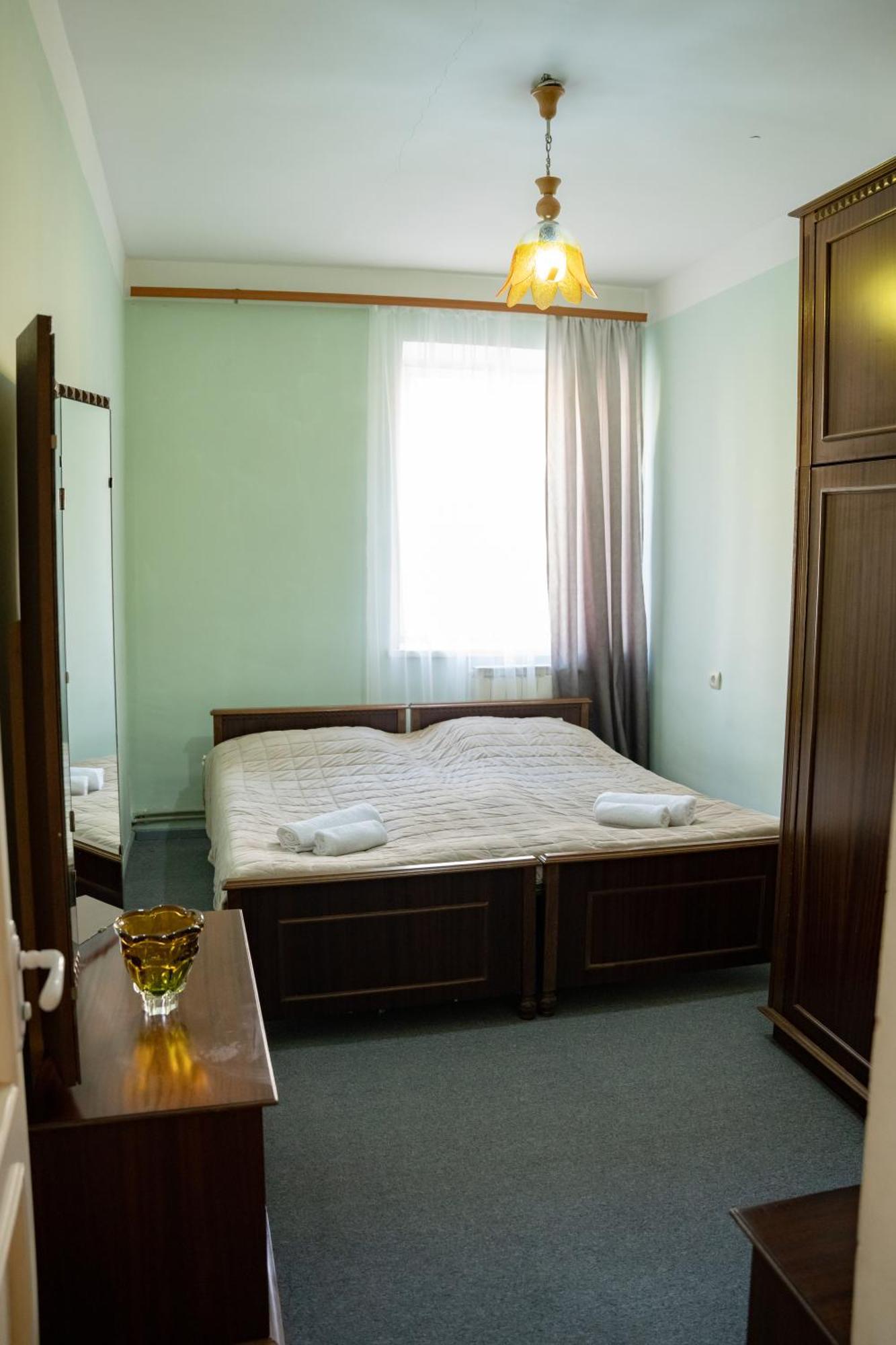 Ners Guest House Gyumri Ngoại thất bức ảnh